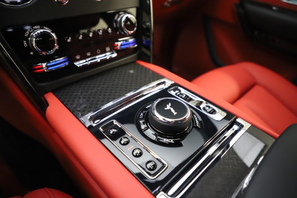 New 2020 Rolls-Royce Cullinan Black Badge for sale Sold at Rolls-Royce Motor Cars Greenwich in Greenwich CT 06830 21