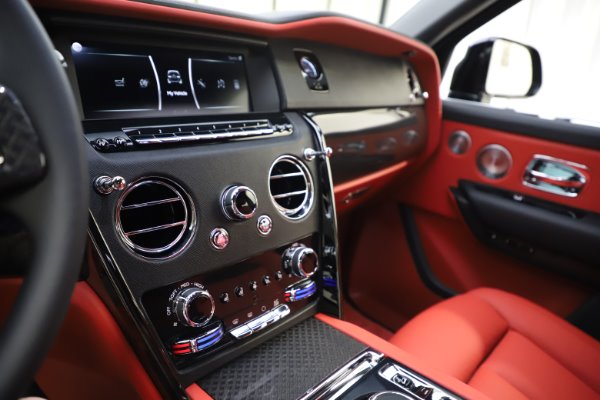 New 2020 Rolls-Royce Cullinan Black Badge for sale Sold at Rolls-Royce Motor Cars Greenwich in Greenwich CT 06830 23