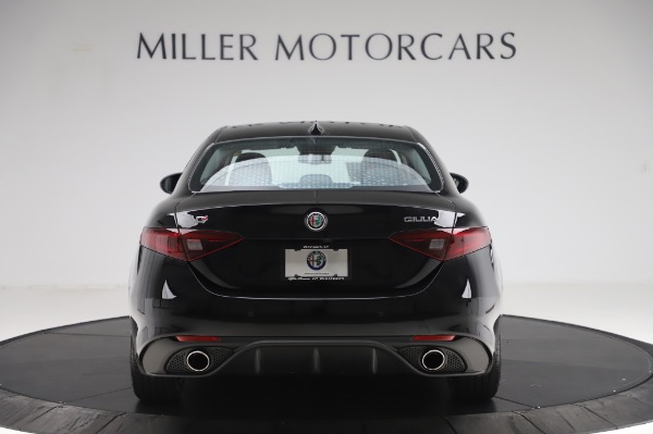 New 2020 Alfa Romeo Giulia Sport Q4 for sale Sold at Rolls-Royce Motor Cars Greenwich in Greenwich CT 06830 6