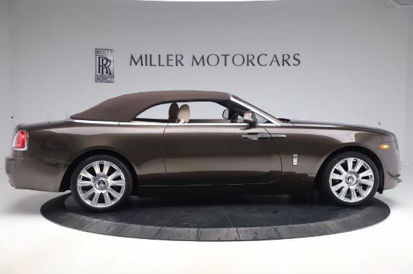 Used 2017 Rolls-Royce Dawn for sale Sold at Rolls-Royce Motor Cars Greenwich in Greenwich CT 06830 18