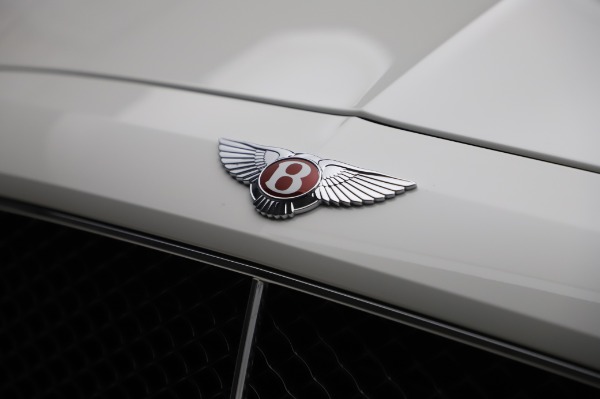 Used 2018 Bentley Flying Spur V8 S for sale Sold at Rolls-Royce Motor Cars Greenwich in Greenwich CT 06830 14