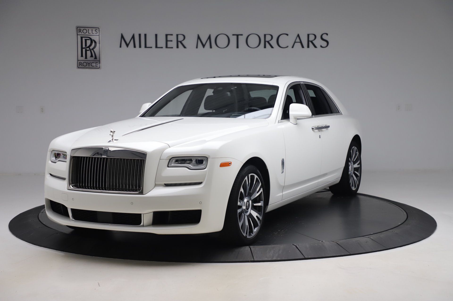 Used 2018 Rolls-Royce Ghost for sale Sold at Rolls-Royce Motor Cars Greenwich in Greenwich CT 06830 1