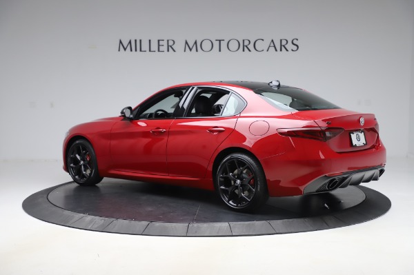 New 2020 Alfa Romeo Giulia Sport Q4 for sale Sold at Rolls-Royce Motor Cars Greenwich in Greenwich CT 06830 4