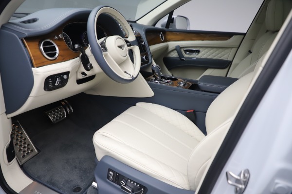 Used 2020 Bentley Bentayga Hybrid for sale $185,900 at Rolls-Royce Motor Cars Greenwich in Greenwich CT 06830 18
