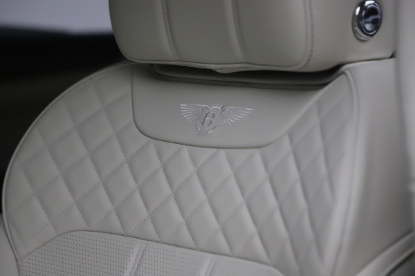 Used 2020 Bentley Bentayga Hybrid for sale $185,900 at Rolls-Royce Motor Cars Greenwich in Greenwich CT 06830 21