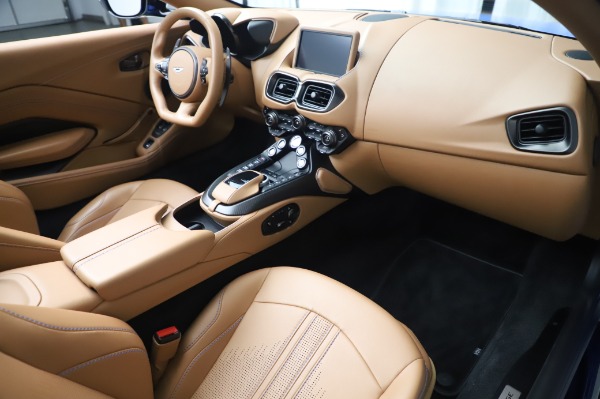 New 2021 Aston Martin Vantage Roadster for sale Sold at Rolls-Royce Motor Cars Greenwich in Greenwich CT 06830 18
