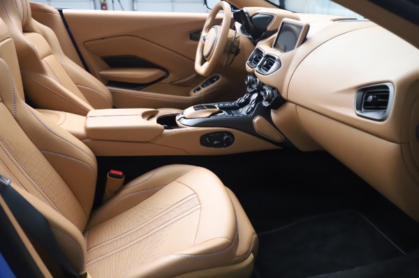 New 2021 Aston Martin Vantage Roadster for sale Sold at Rolls-Royce Motor Cars Greenwich in Greenwich CT 06830 19