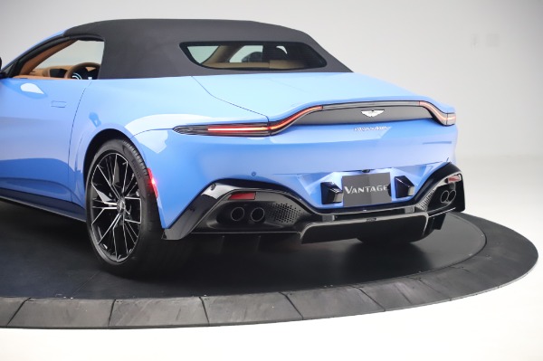 New 2021 Aston Martin Vantage Roadster for sale Call for price at Rolls-Royce Motor Cars Greenwich in Greenwich CT 06830 25