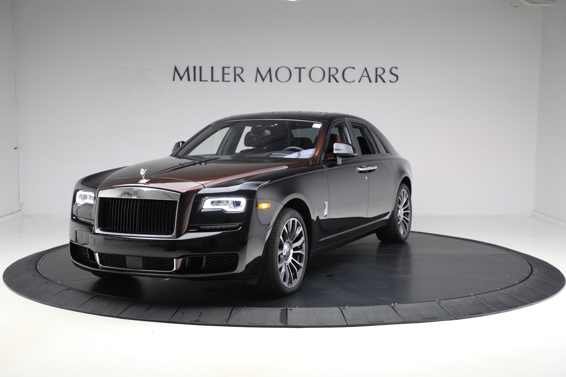 Used 2020 Rolls-Royce Ghost for sale $239,900 at Rolls-Royce Motor Cars Greenwich in Greenwich CT 06830 1