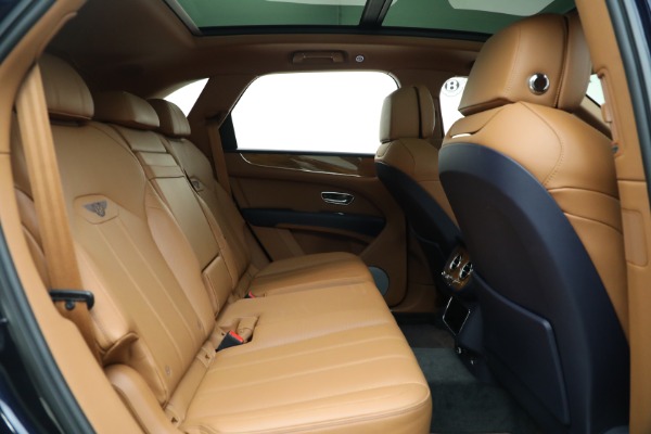 Used 2021 Bentley Bentayga V8 for sale $133,900 at Rolls-Royce Motor Cars Greenwich in Greenwich CT 06830 27