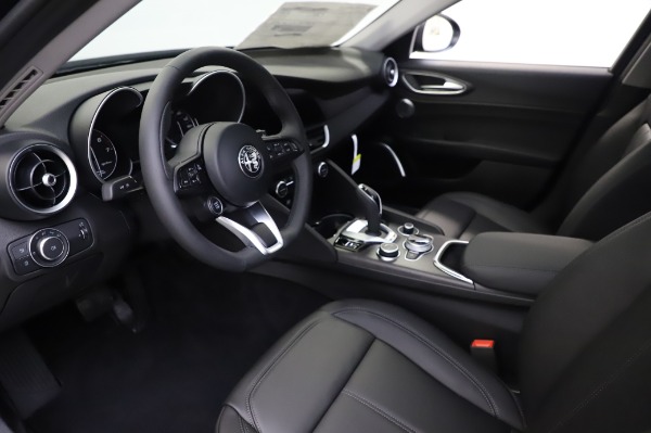 New 2020 Alfa Romeo Giulia Ti Q4 for sale $49,745 at Rolls-Royce Motor Cars Greenwich in Greenwich CT 06830 14