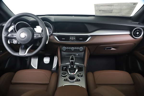 New 2020 Alfa Romeo Stelvio Ti Sport Q4 for sale Sold at Rolls-Royce Motor Cars Greenwich in Greenwich CT 06830 16