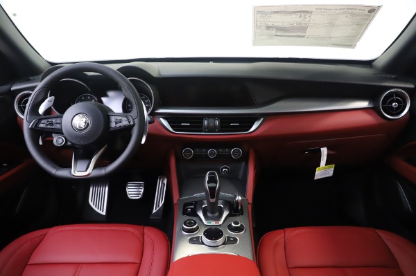 New 2020 Alfa Romeo Stelvio Sport Q4 for sale $50,945 at Rolls-Royce Motor Cars Greenwich in Greenwich CT 06830 16