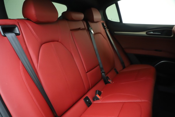 New 2020 Alfa Romeo Stelvio Sport Q4 for sale $50,945 at Rolls-Royce Motor Cars Greenwich in Greenwich CT 06830 28
