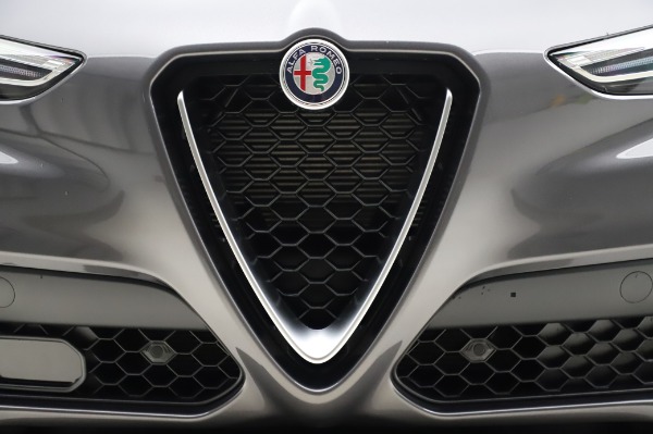 New 2020 Alfa Romeo Stelvio Ti Q4 for sale $54,095 at Rolls-Royce Motor Cars Greenwich in Greenwich CT 06830 14