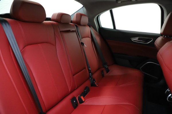 New 2020 Alfa Romeo Giulia Ti Q4 for sale Sold at Rolls-Royce Motor Cars Greenwich in Greenwich CT 06830 27