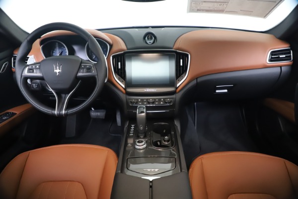 New 2020 Maserati Ghibli S Q4 for sale Sold at Rolls-Royce Motor Cars Greenwich in Greenwich CT 06830 16