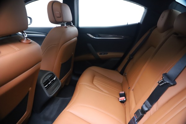 New 2020 Maserati Ghibli S Q4 for sale Sold at Rolls-Royce Motor Cars Greenwich in Greenwich CT 06830 19