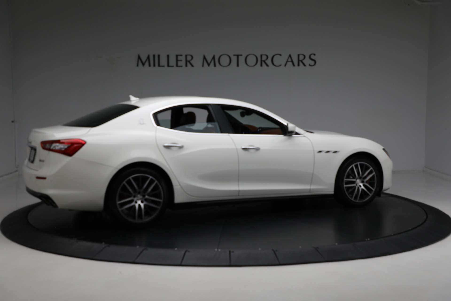 Used 2020 Maserati Ghibli S Q4 for sale Sold at Rolls-Royce Motor Cars Greenwich in Greenwich CT 06830 12