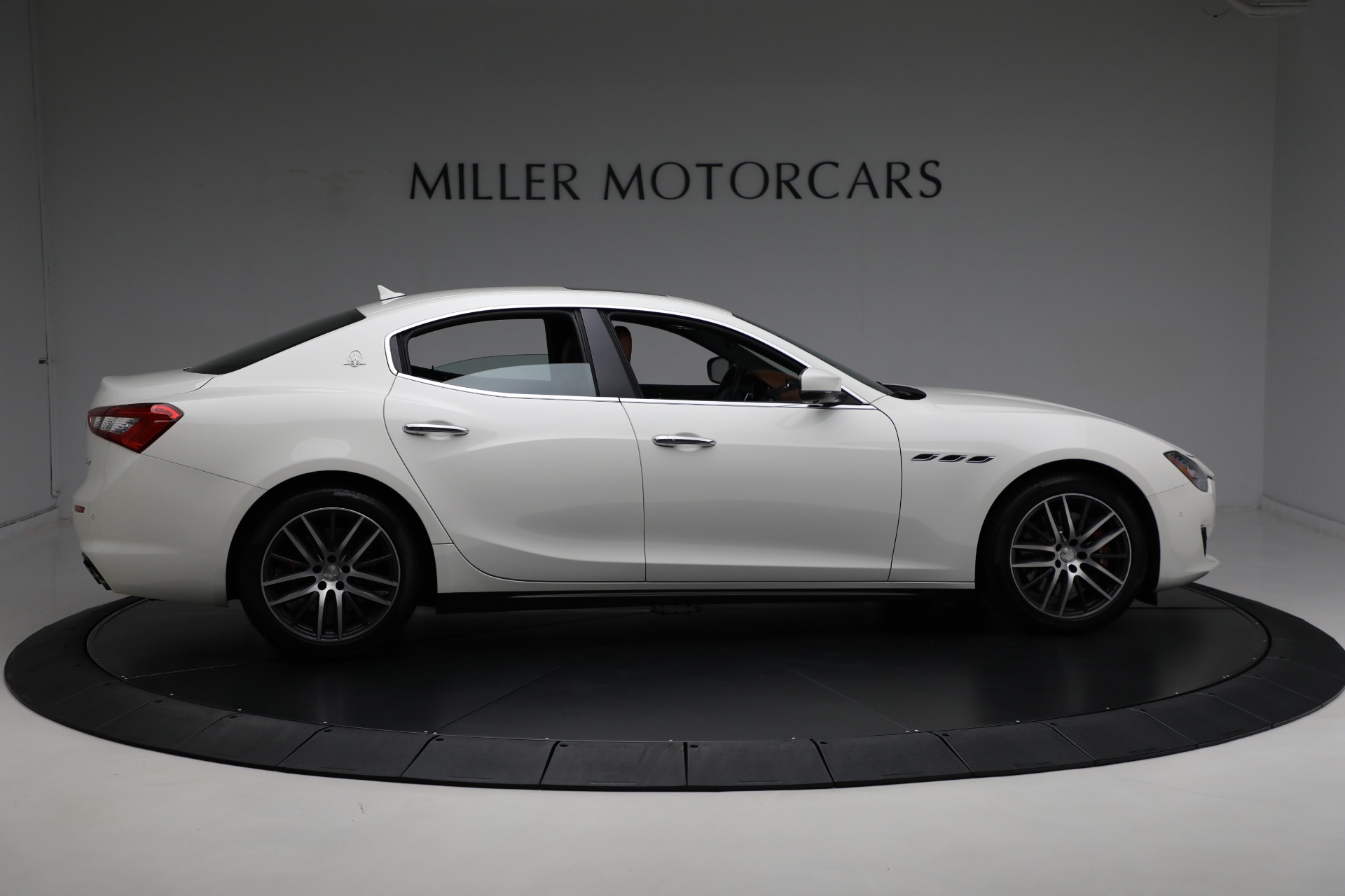 Used 2020 Maserati Ghibli S Q4 for sale Sold at Rolls-Royce Motor Cars Greenwich in Greenwich CT 06830 13