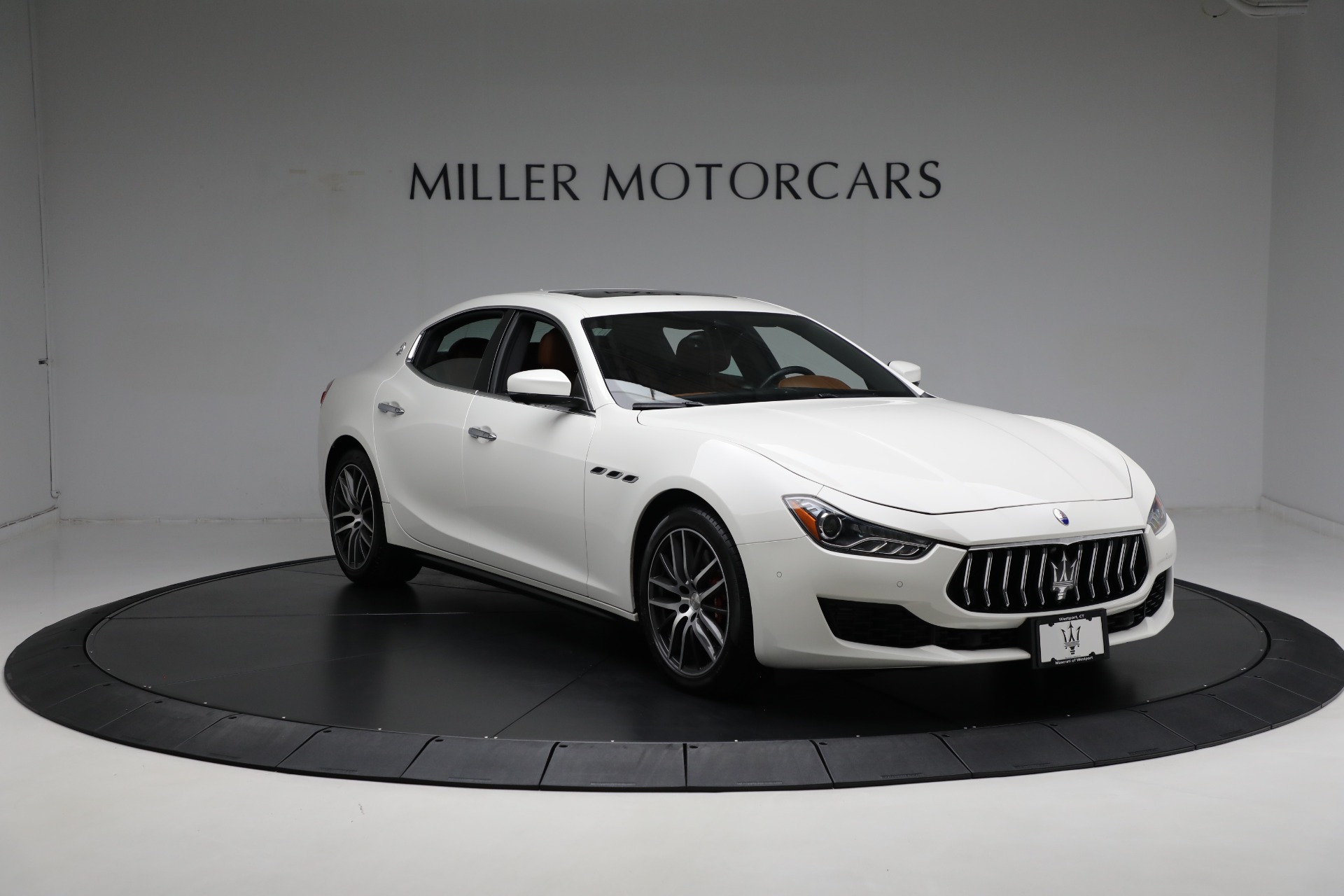 Used 2020 Maserati Ghibli S Q4 for sale Sold at Rolls-Royce Motor Cars Greenwich in Greenwich CT 06830 18
