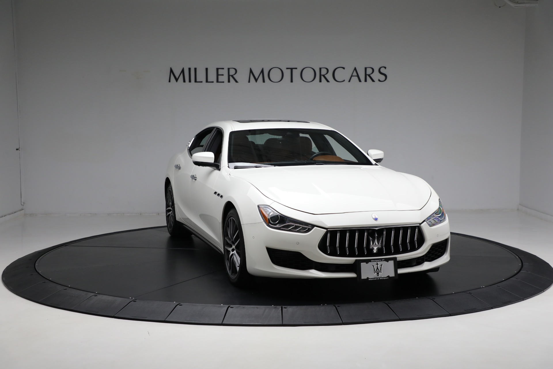 Used 2020 Maserati Ghibli S Q4 for sale Sold at Rolls-Royce Motor Cars Greenwich in Greenwich CT 06830 20