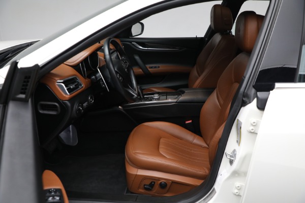 Used 2020 Maserati Ghibli S Q4 for sale $41,900 at Rolls-Royce Motor Cars Greenwich in Greenwich CT 06830 25