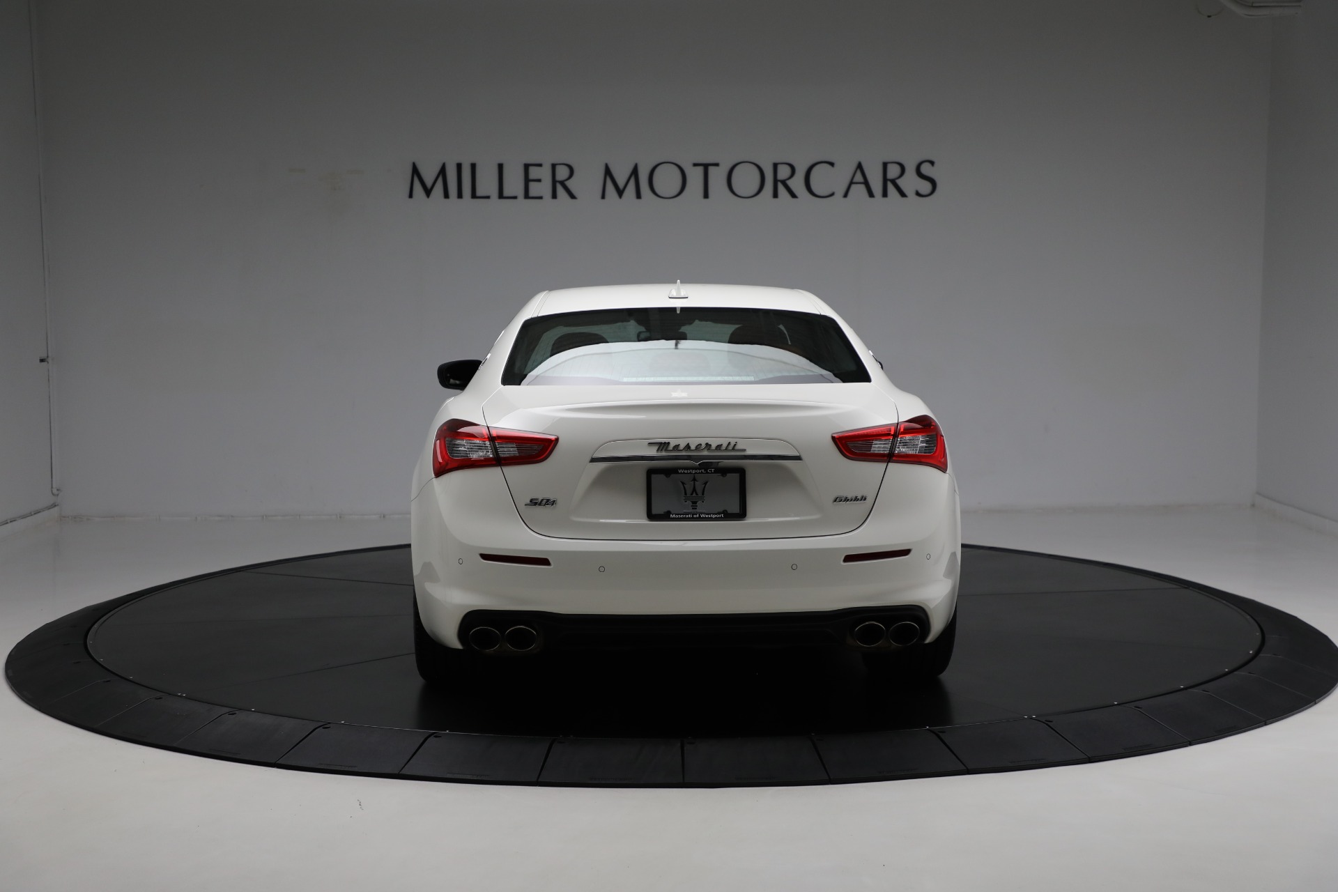 Used 2020 Maserati Ghibli S Q4 for sale Sold at Rolls-Royce Motor Cars Greenwich in Greenwich CT 06830 8
