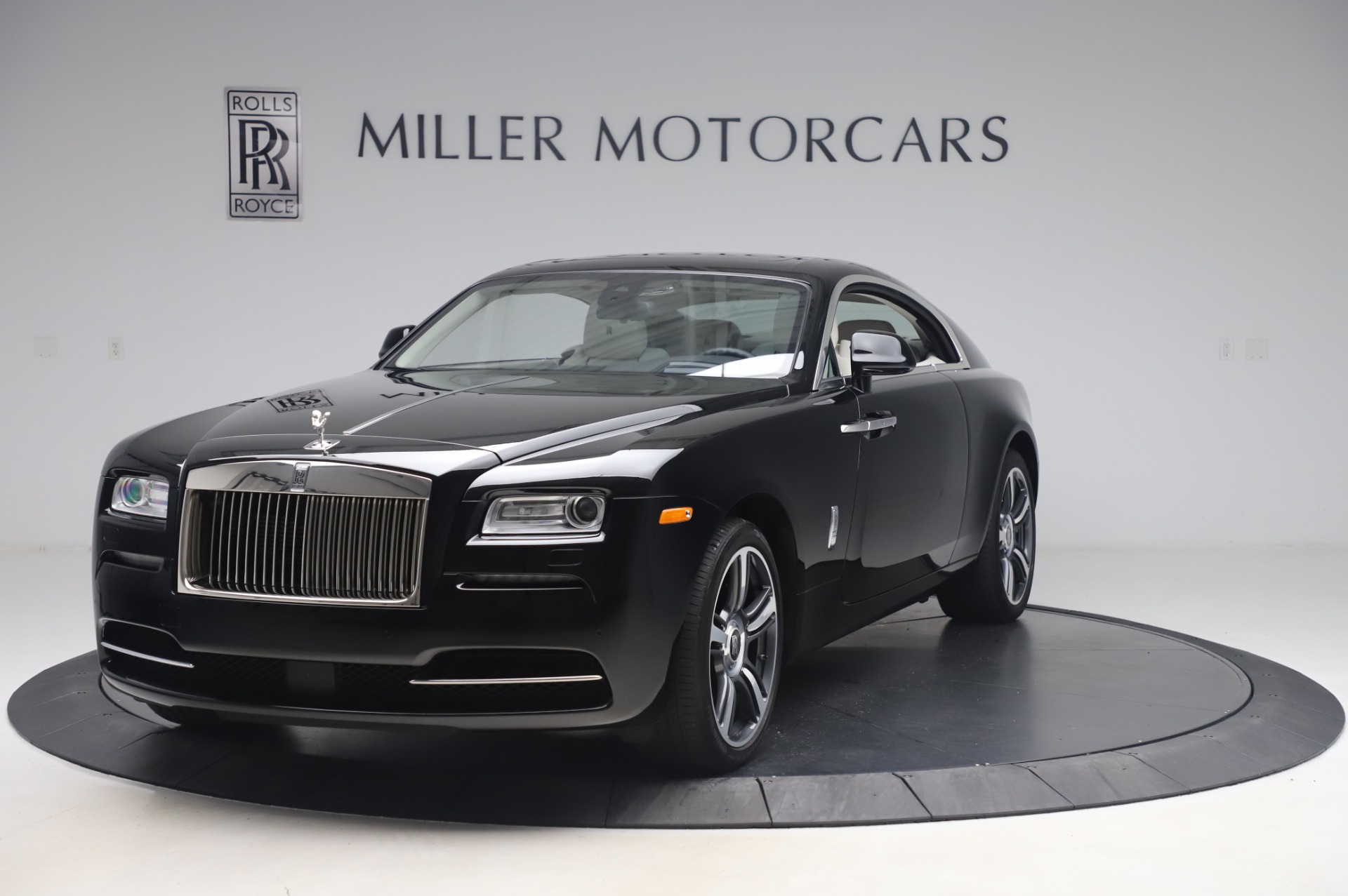 Used 2014 Rolls-Royce Wraith Base for sale $168,900 at Rolls-Royce Motor Cars Greenwich in Greenwich CT 06830 1