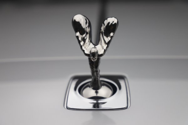 Used 2015 Rolls-Royce Wraith for sale $179,900 at Rolls-Royce Motor Cars Greenwich in Greenwich CT 06830 27