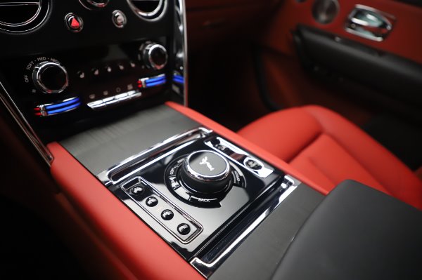 New 2020 Rolls-Royce Cullinan for sale Sold at Rolls-Royce Motor Cars Greenwich in Greenwich CT 06830 17