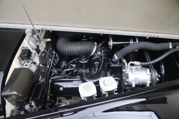 Used 1965 Rolls-Royce Silver Cloud III for sale Sold at Rolls-Royce Motor Cars Greenwich in Greenwich CT 06830 28