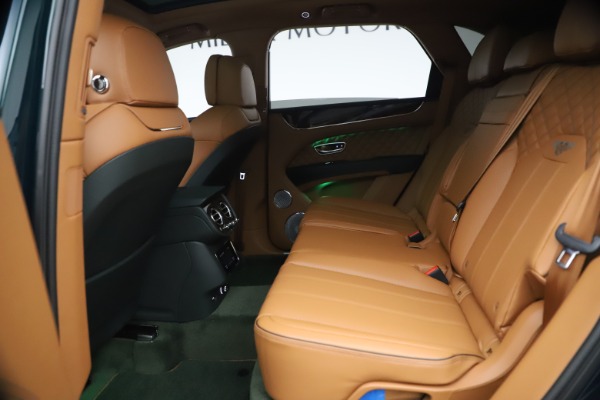 New 2021 Bentley Bentayga V8 First Edition for sale Sold at Rolls-Royce Motor Cars Greenwich in Greenwich CT 06830 24