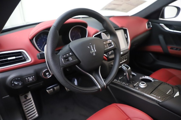 New 2020 Maserati Ghibli S Q4 GranSport for sale Sold at Rolls-Royce Motor Cars Greenwich in Greenwich CT 06830 16