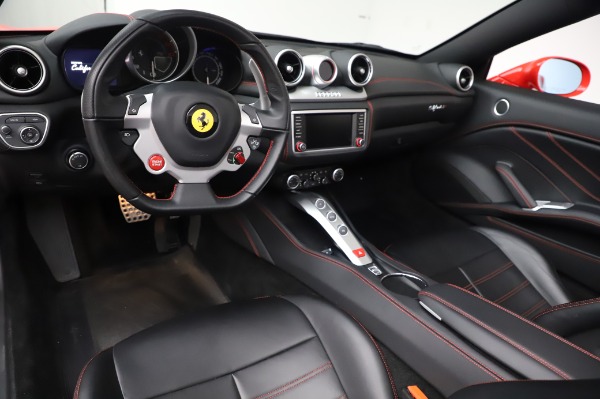 Used 2017 Ferrari California T for sale $175,900 at Rolls-Royce Motor Cars Greenwich in Greenwich CT 06830 19