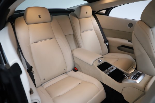 Used 2015 Rolls-Royce Wraith Base for sale $168,900 at Rolls-Royce Motor Cars Greenwich in Greenwich CT 06830 15