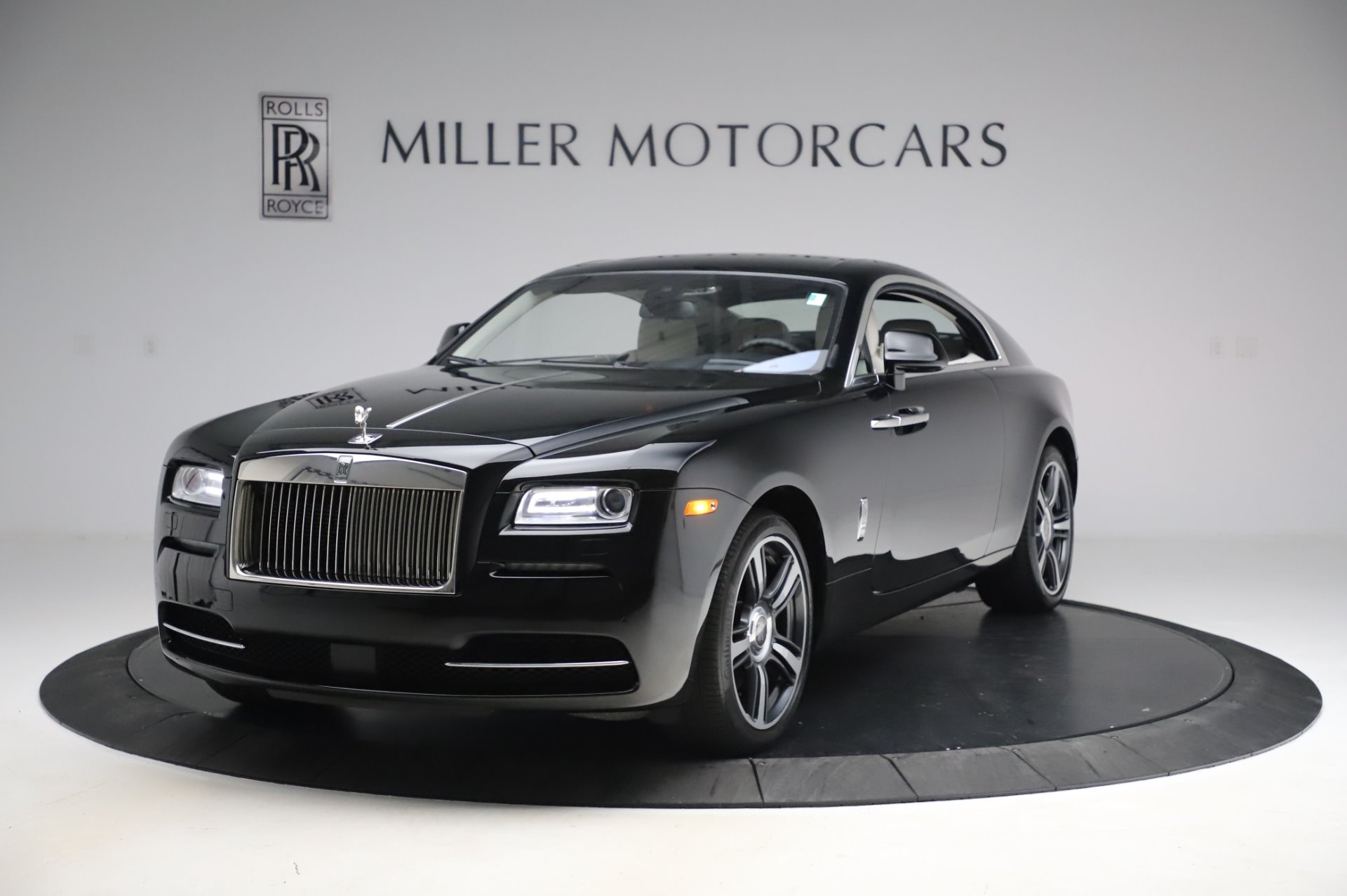 Used 2015 Rolls-Royce Wraith Base for sale $168,900 at Rolls-Royce Motor Cars Greenwich in Greenwich CT 06830 1
