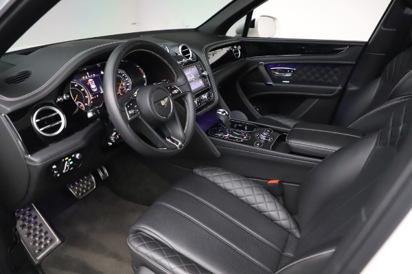 Used 2018 Bentley Bentayga Black Edition for sale $149,900 at Rolls-Royce Motor Cars Greenwich in Greenwich CT 06830 19