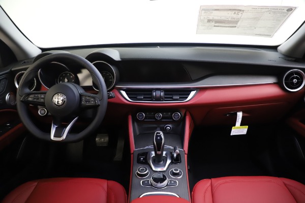 New 2020 Alfa Romeo Stelvio Ti Q4 for sale Sold at Rolls-Royce Motor Cars Greenwich in Greenwich CT 06830 17