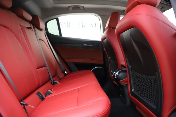 New 2020 Alfa Romeo Stelvio Sport Q4 for sale $50,195 at Rolls-Royce Motor Cars Greenwich in Greenwich CT 06830 27