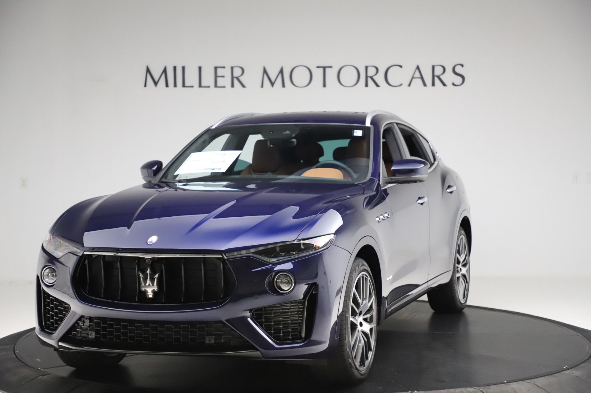 New 2020 Maserati Levante Q4 GranSport for sale Sold at Rolls-Royce Motor Cars Greenwich in Greenwich CT 06830 1