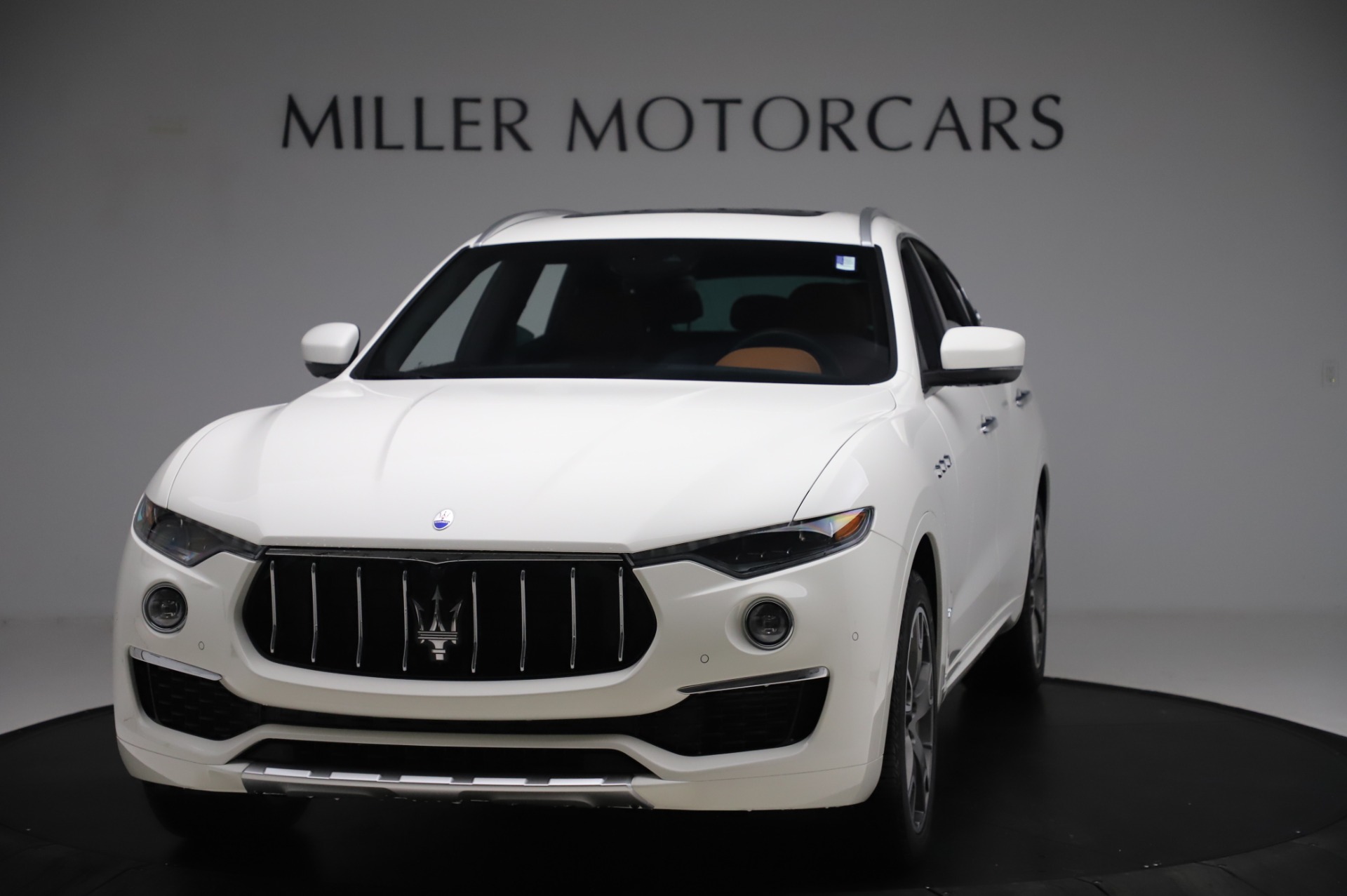 New 2020 Maserati Levante Q4 GranLusso for sale Sold at Rolls-Royce Motor Cars Greenwich in Greenwich CT 06830 1