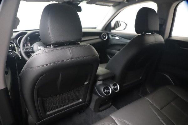 New 2020 Alfa Romeo Stelvio Q4 for sale $49,795 at Rolls-Royce Motor Cars Greenwich in Greenwich CT 06830 21