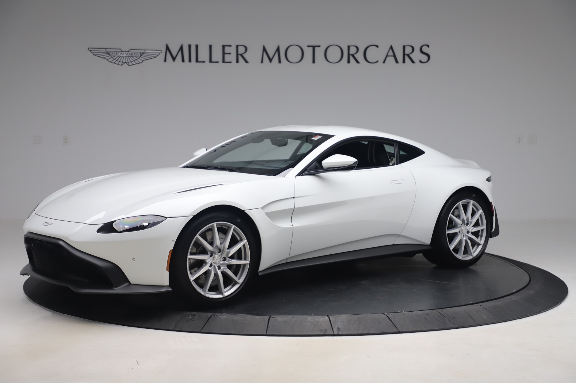 New 2020 Aston Martin Vantage for sale $181,781 at Rolls-Royce Motor Cars Greenwich in Greenwich CT 06830 1
