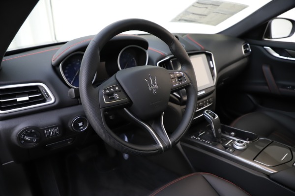 New 2020 Maserati Ghibli S Q4 for sale Sold at Rolls-Royce Motor Cars Greenwich in Greenwich CT 06830 13