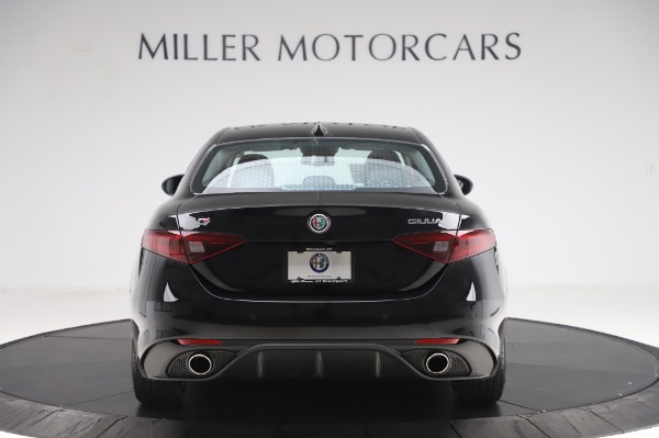 New 2020 Alfa Romeo Giulia Sport Q4 for sale Sold at Rolls-Royce Motor Cars Greenwich in Greenwich CT 06830 6