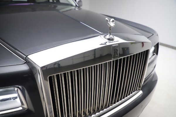 Used 2014 Rolls-Royce Phantom for sale Sold at Rolls-Royce Motor Cars Greenwich in Greenwich CT 06830 15