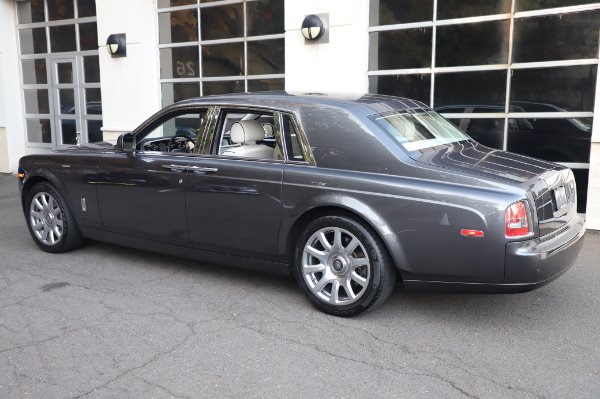 Used 2014 Rolls-Royce Phantom for sale Sold at Rolls-Royce Motor Cars Greenwich in Greenwich CT 06830 9