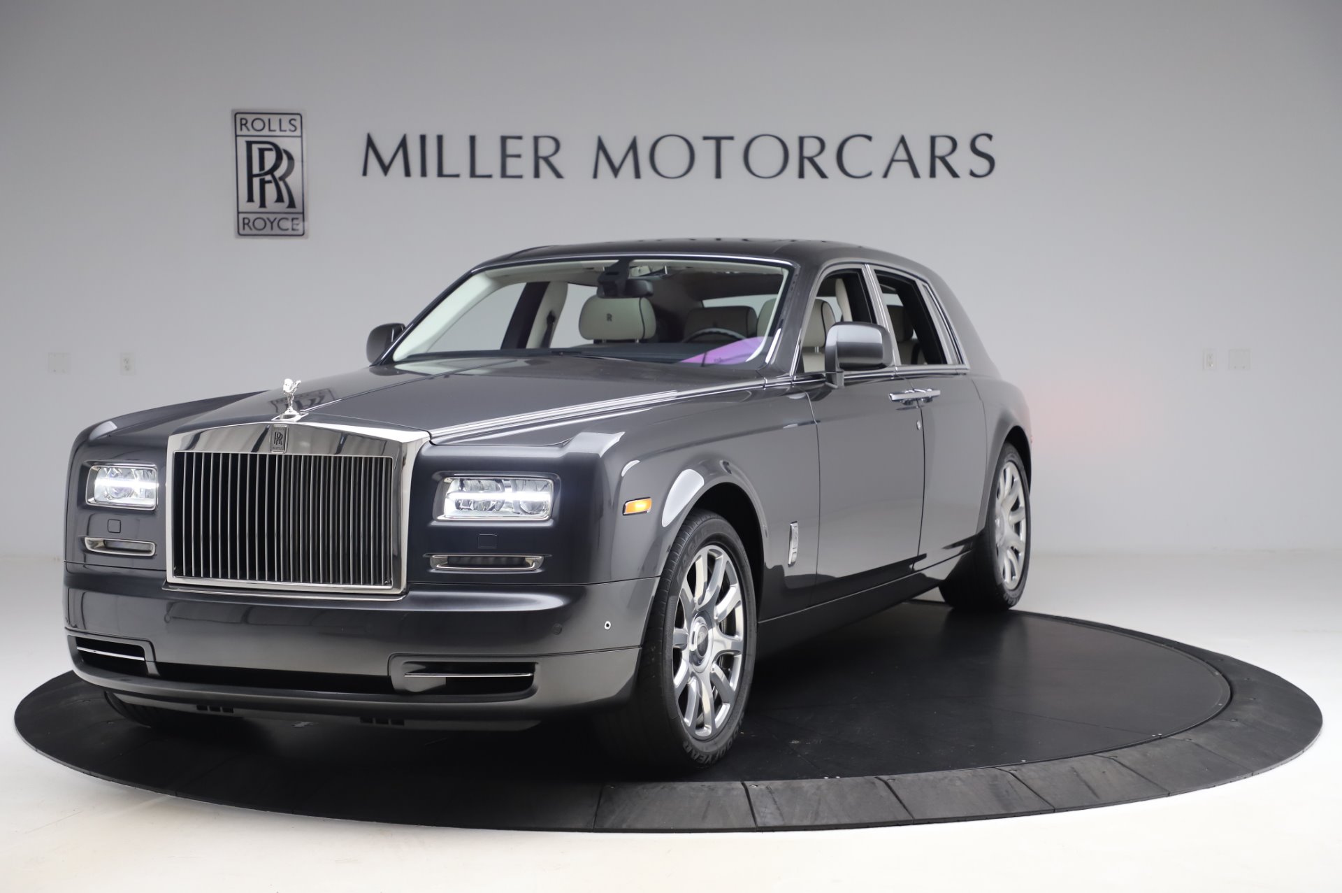 Used 2014 Rolls-Royce Phantom for sale Sold at Rolls-Royce Motor Cars Greenwich in Greenwich CT 06830 1