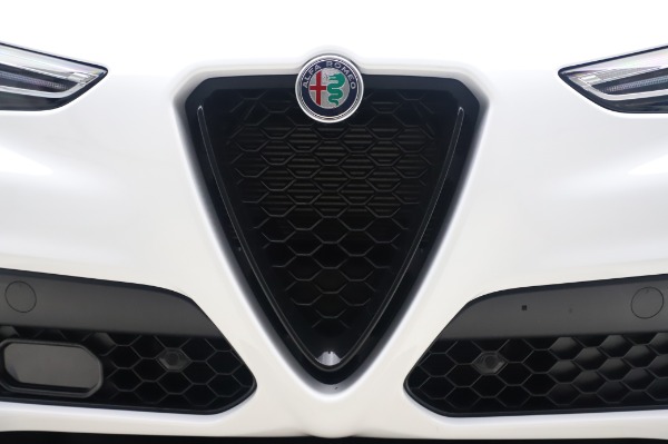 New 2020 Alfa Romeo Stelvio Ti Sport Q4 for sale Sold at Rolls-Royce Motor Cars Greenwich in Greenwich CT 06830 13